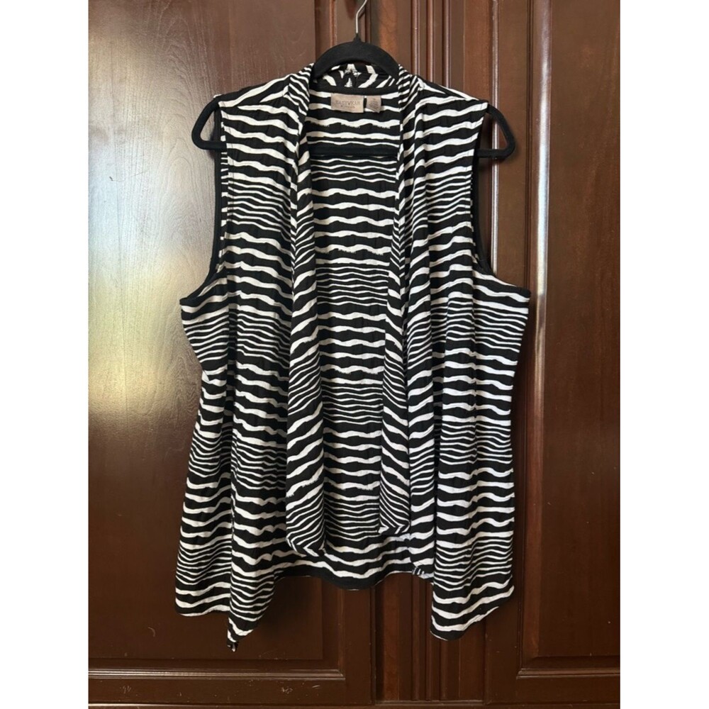 Chico’s Sleeveless Zebra Print Textured Open Front Vest Black & White 2 12 L
